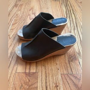 No. 6 Black Wedge Clogs Sz 38